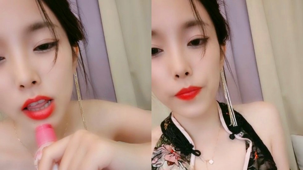 骚货的天花板，淫荡小穴被插爽死啦，看我用逼逼夹你大鸡巴