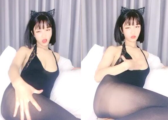 娇小身材很耐操好身材妹纸2小时激情啪啪连体开档丝袜跪着深喉骑乘猛操边操边揉阴蒂搞完不够爽再自慰