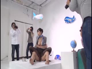 黑丝美腿空姐挑战插棒摄影会