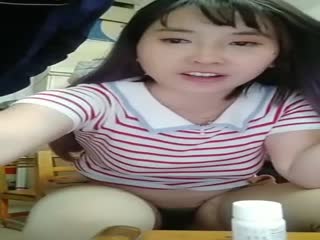 【国产乱仑自拍直播】极品网红小甜甜上演家庭乱伦大战二