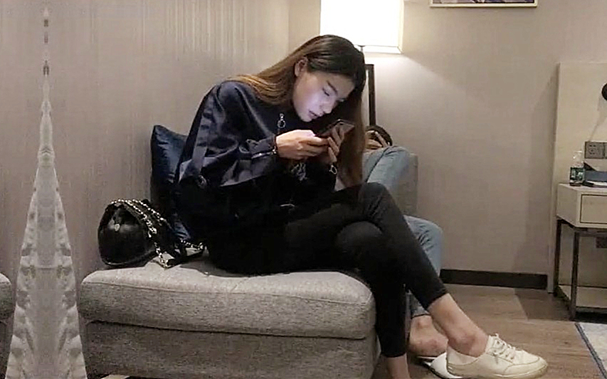 气质美女深夜来访狠狠地干一波