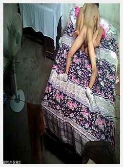 棚户区站街女暗拍喜欢白天接客的窑姐VS还没干鸡巴就硬邦邦的精瘦小伙