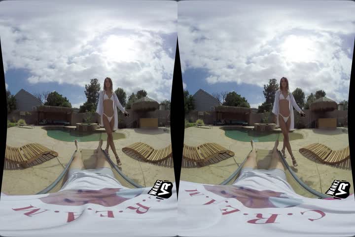 18VR Two Rocky Dicks For Alexis Crystal VR Porn70