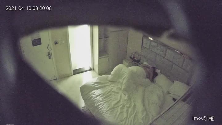 【360摄像头】乐橙酒店眼镜持久男操B多姿式狂干嫩穴9V~4月10号~20210410 2 new