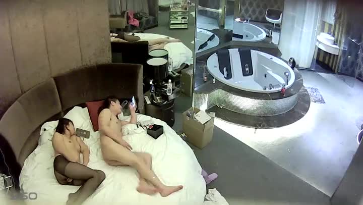 酒店偷拍系列20170103 冰女~2017 01 04 02 32 38 695a