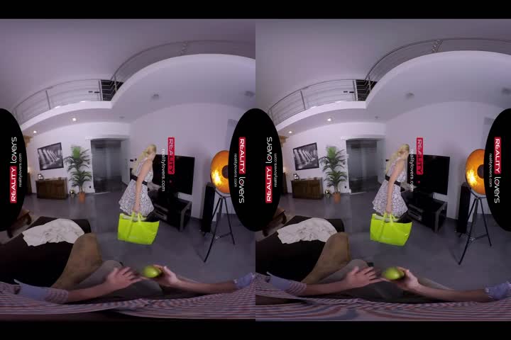 18VR Your Redhead Stepsister Anna Swix Seduces You VR Porn67