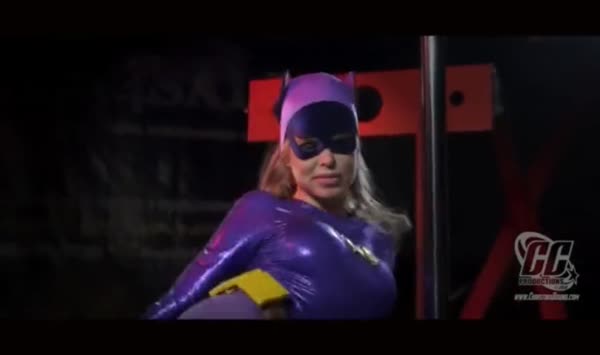 0051_Veneisse-Sultry girl ge double fisted from girlfriend53