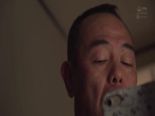 被讨厌的公公私通的人妻有坂深雪