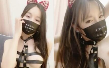 川音校花妮妮顔值很高身材不錯情趣裝很是誘惑皮膚白皙道具自慰蝴蝶騷逼水真多叫聲騷宅男必撸第二彈