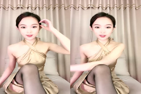 甜美女神下海诱惑秀黑丝美腿扭动抖臀应观众要求摆姿势掰开小穴跳蛋猛塞太爽高潮出白浆