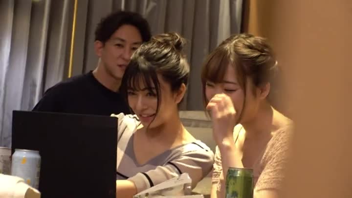 MLA-114 - ちり【モデル級JDのうねる腰使い】プールナンパ1年ご無沙汰のスレンダーBODYの欲求不満が大爆発好みのイケメンナンパ師に自ら跨り精子を搾り取