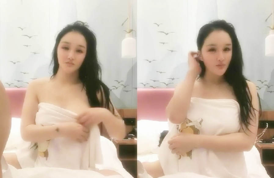 红色奶头丰满少妇和炮友浴室啪啪浴缸里口交床上后入骑坐猛操掰穴特写非常诱人