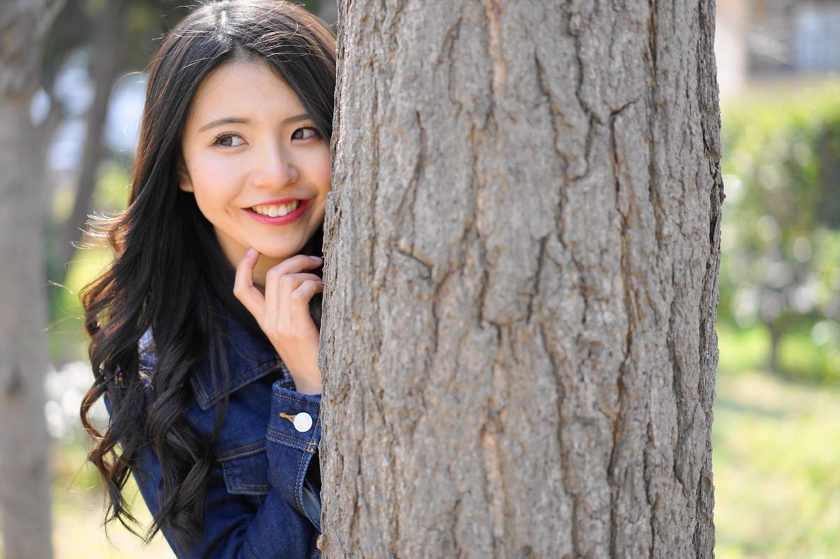 我干的爽还是你男朋友干的爽战斗力很猛的爆操学院派骚妹子大劈腿啪啪啪