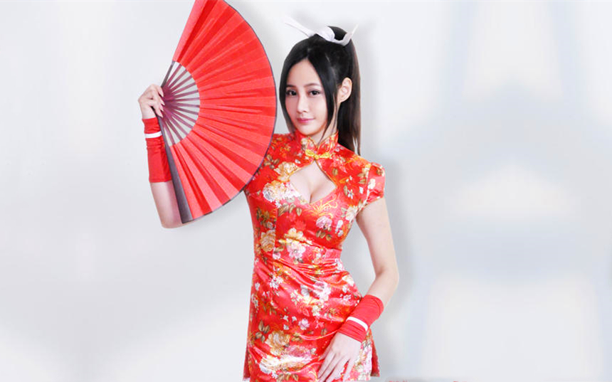 台北人妻大奶女神旗袍小騒妇