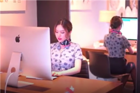 身材高挑前凸後翹高素質服務員的貼心服務畫面