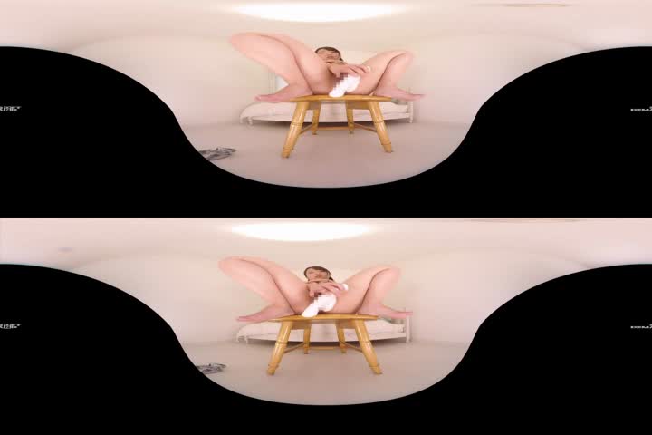 ケツ穴丸见え!漏れる吐息、ヌチャヌチャ音も鲜明に闻こえる!超至近距离オナニー 香坂纱梨