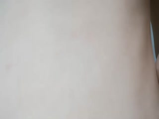 牛仔短裙萌妹，摸奶调情上位骑乘抽插猛操