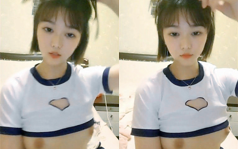 短发小萌妹卧室里面秀身材露出逼逼网友说有点黑还生气了呢