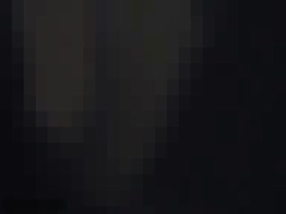 zipai#牛人潜入商场隔板女厕侧拍几个颜值不错的美女人美逼嫩