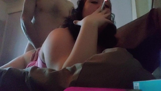 吸烟时吃肛门奶油派