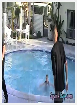 布兰登·怀特·埃莫只迷恋男孩性屁股