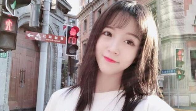 清純主播直播大秀花招很多第一部