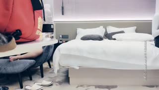 探花九九九04-30秒射小姐姐