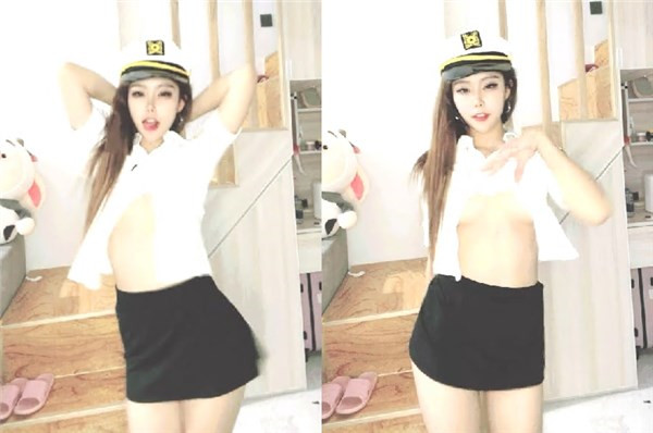 年轻的妹妹家中白色制服诱惑椅子上全裸道具自慰