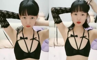 妮妮宝贝高颜值苗条身材萌妹子自慰诱惑性感黑丝高跟鞋翘屁股掰穴自摸