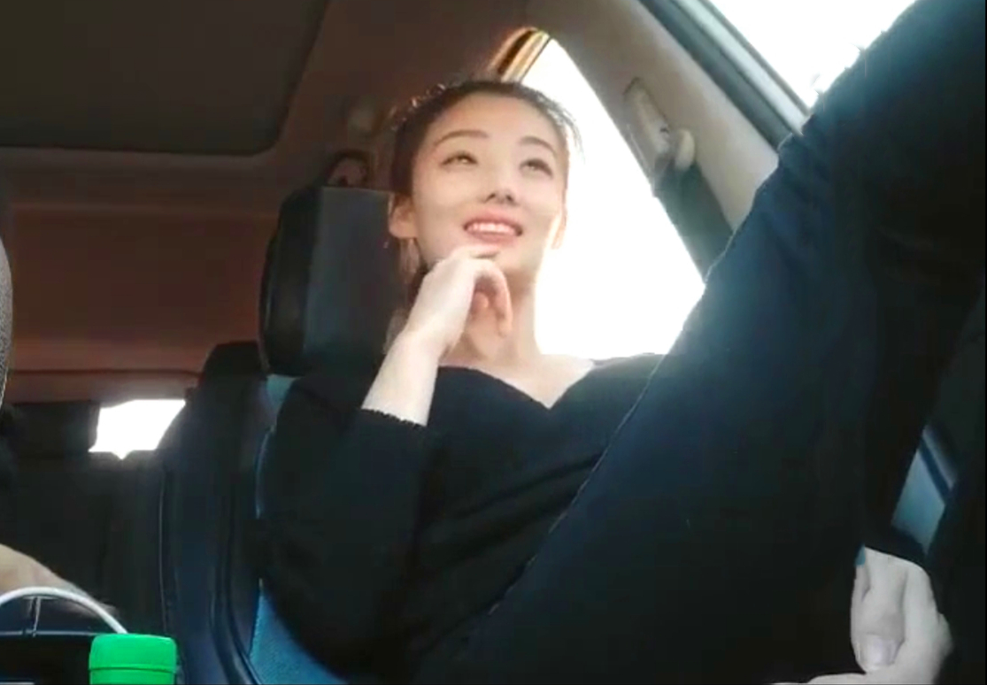 性感美小姐姐老哥驾车约炮主播开房啪啪浴室洗澡69特写摸逼搞完跳蛋自慰