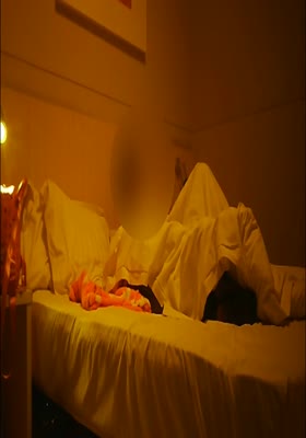 周末约炮君子兰美容院老板娘酒店开房穿着黑丝粉红情趣内衣草720P无水印