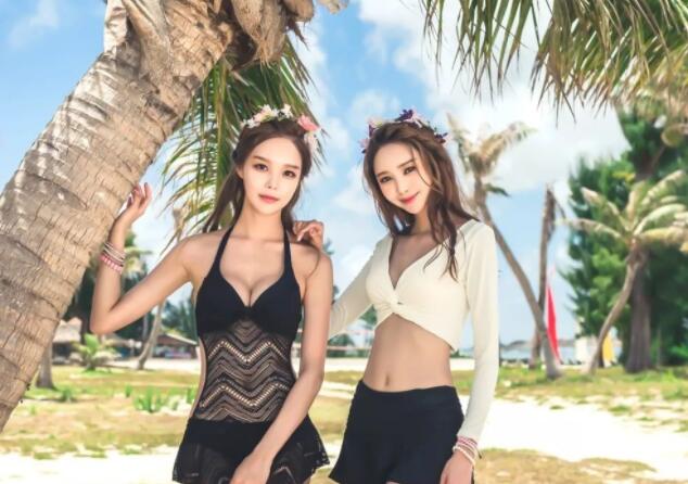 酒店4P两个骚货配合默契淫叫声此起彼伏来回交换69舔穴花式啪啪