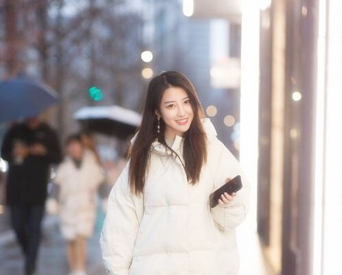 逼太漂亮了在校学生兼职怕客急没穿内衣就过来了好评