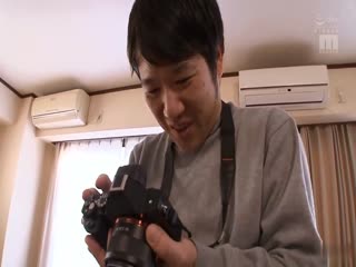 MIDE-540 ウ地味で巨乳な妹が自宅ラ全開で困す 水卜さ