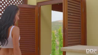 “亚力克西斯 -室外浴缸戏耍泡沫