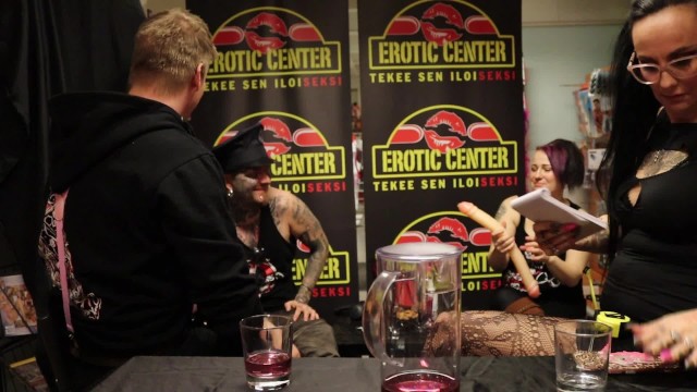 色情中心pori ja Me，puhetta perseestäperämoottorin。