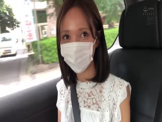 MEYD-699 「主婦なので洗濯ものの早たたみが得意です」活字で興奮しちゃう妄想オナニー好きの微乳スレンダーA人妻AVデビュー 美波杏奈