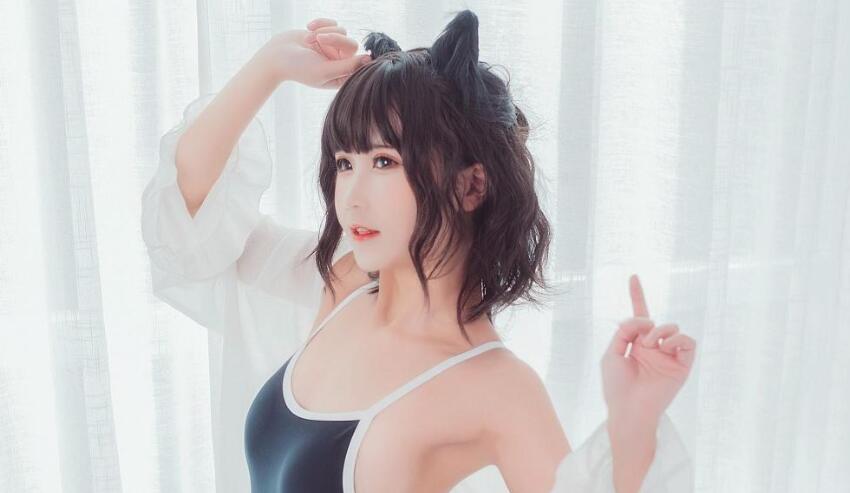 身材绝棒女孩和男友宾馆做爱做着做着按起了摩插女孩嘴里深喉你不要射我嘴里呀好逗呀