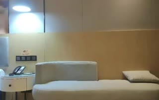 壹屌探花深夜场太子上场约了个苗条长腿妹子啪啪，后入撞击上位骑坐单腿站立抽插猛