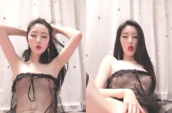 干净的阴穴让人欲望充斥逼穴大开专吸大鸡巴穴内还湿润了白色的液体