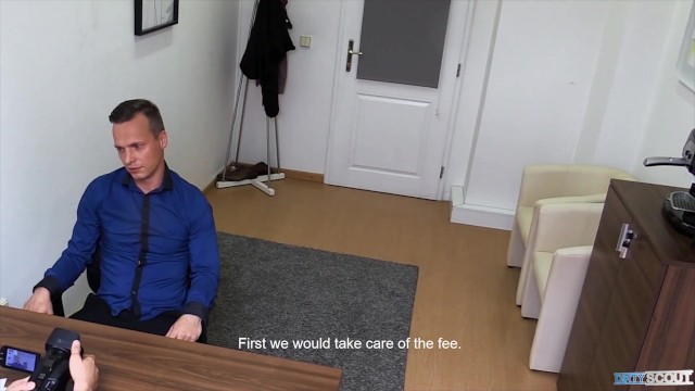 肮脏的童子军207-帅哥用他的屁股敲定了交易