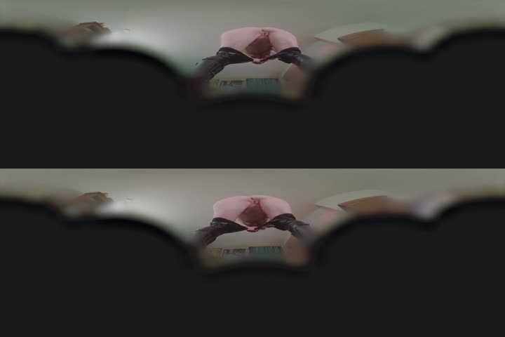 Horny cupcake willing for VR action