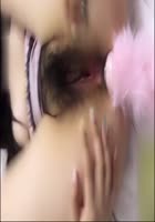 身材丰满妹子床上自摸逼逼振动棒抽插