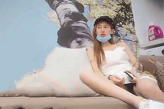 杨先生探花深夜第二场黑帽苗条纹身妹子调情洗完澡开干大力猛操搞得呻吟连连喊爽