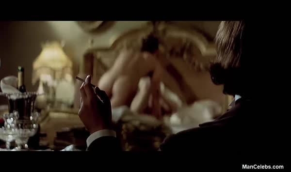 9in Cock Edged In Suspension07