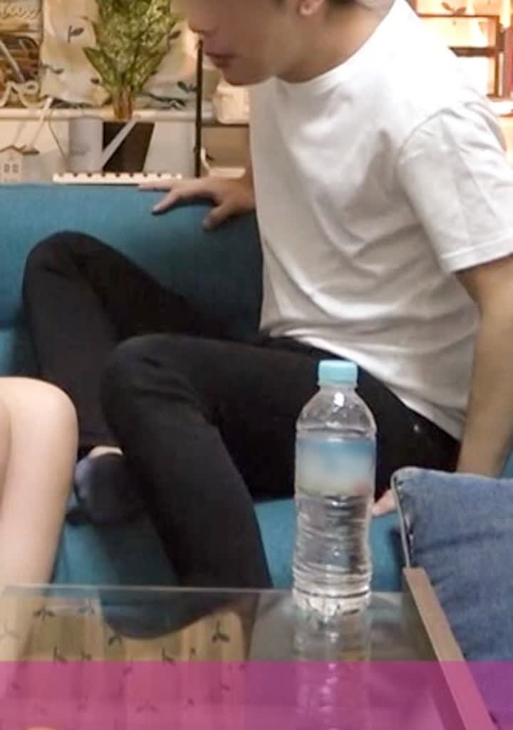 GANA-2823 百戦錬磨のナンパ師のヤリ部屋で、連れ込みSEX隠し撮り 281 初めての自宅訪問に緊張気味…でも押せばヤレそう感ハンパないので口説いて盗撮S