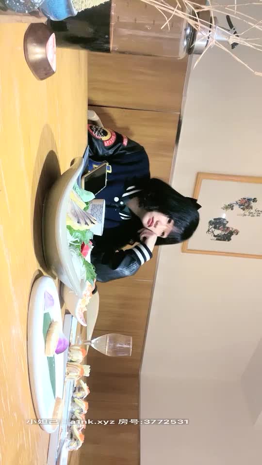 志望素朴田娘中出