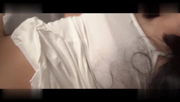 STP24147 【钻石级推荐】果冻传媒91制片厂精制新作《坠欲》饥渴熟女乱伦亲侄儿 高潮之际惊现偷窥者 妖娆女神董欣STP24147