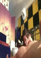 摄影师捆绑巨乳美女情趣玩具玩弄拍摄