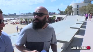 Liz Rainbow accepts a massage offer in Barcelona